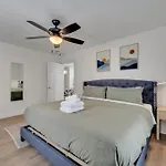 5Br Home W Pool & Big Yard Near Universal Studios