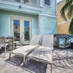 Cozy Cottage With Hot Tub Near Disney With Margaritaville Resort Island H2O Access - 8056Dr