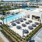 Top Villas - Magic Village 33