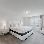 Windsor Cay 5Bd With Pool