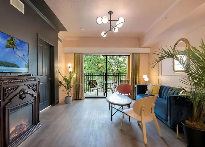 Designer 3Br/2Ba Corner Suite - Disney & Universal