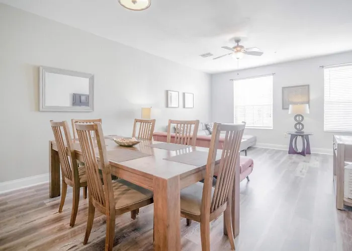 New! Fabulous Vista Cay Casa Bella Near All Theme Parks, And Walk To The Convention Center
