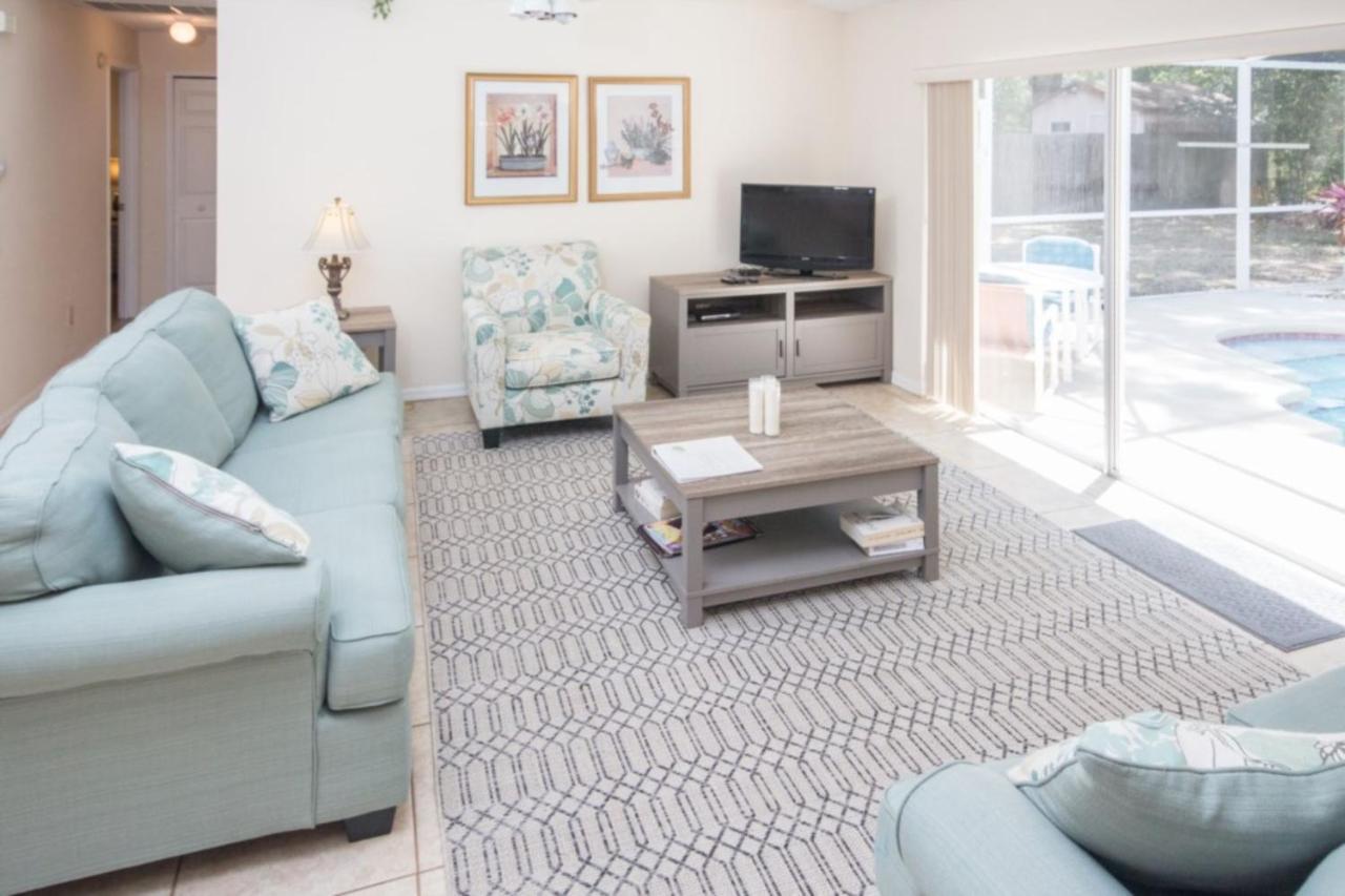 Holiday home Peaceful Whispering Oaks