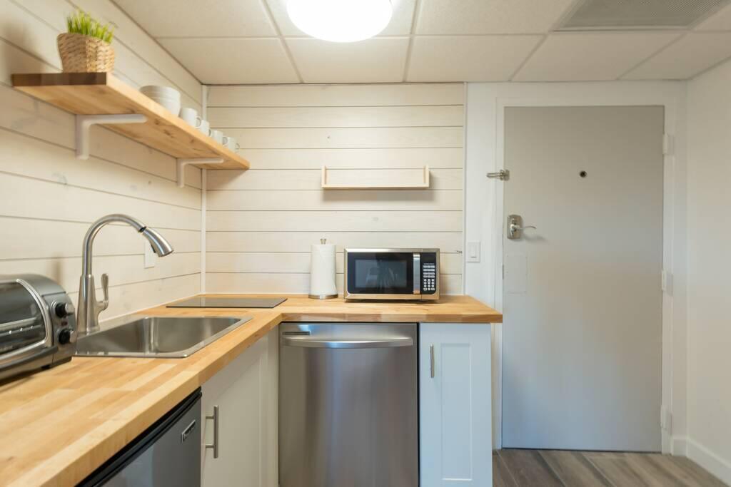 Apartment Deluxe W/ Lakeview - Free Parking/pool Orlando