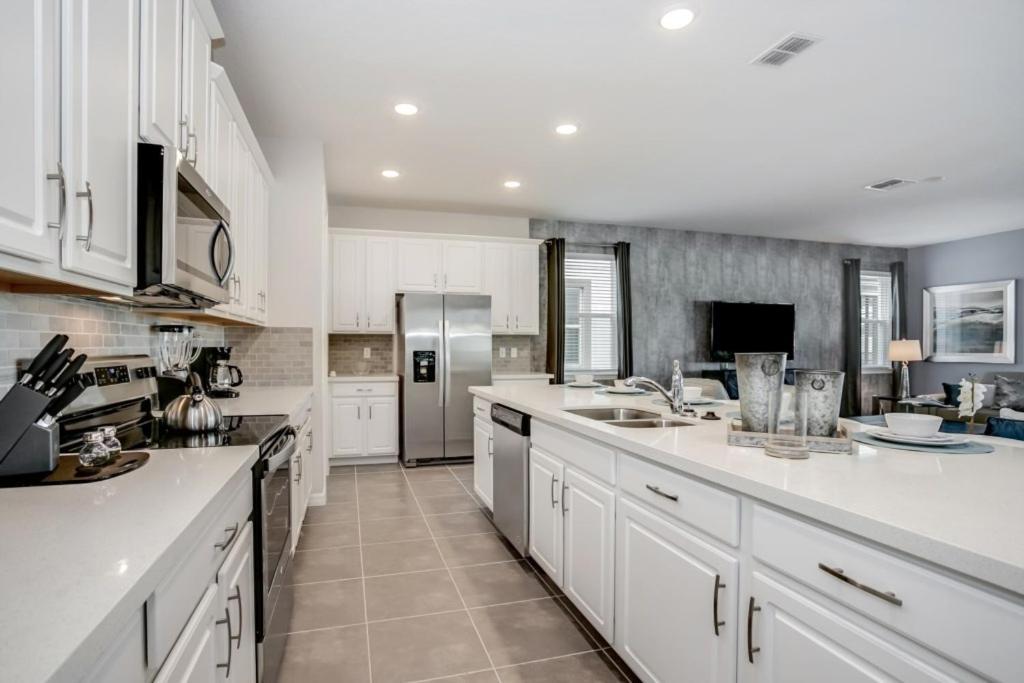 1810cvt Solara 9 Bedroom 6 Bathroom
