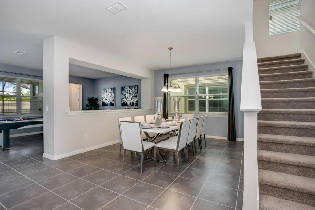 1810cvt Solara 9 Bedroom 6 Bathroom