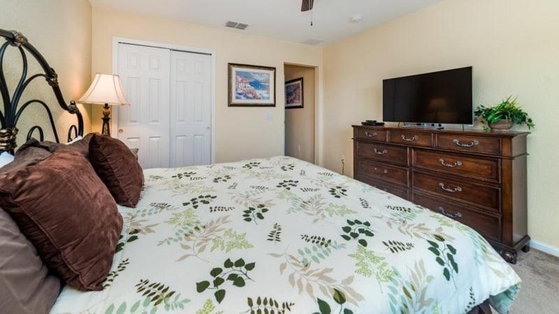 Stunning 5 Bedroom 5 Bath Pool In Windsor Hills Holiday home Orlando