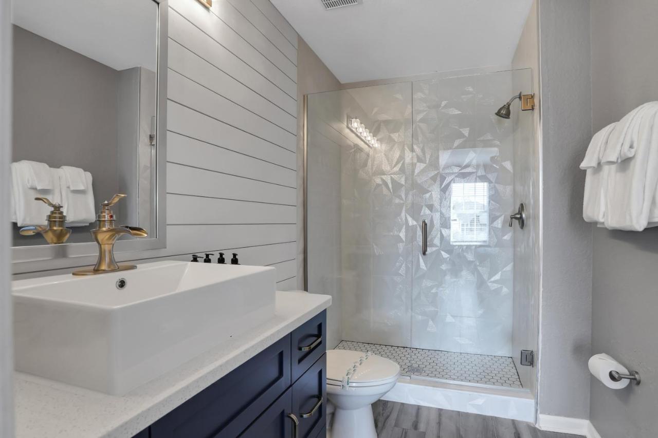 Holiday home Remarkable Themed With Amenities