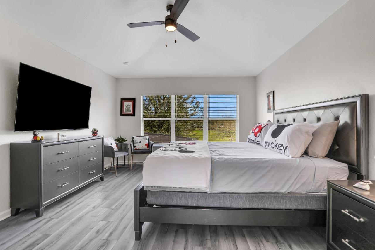 Remarkable Themed With Amenities Holiday home
