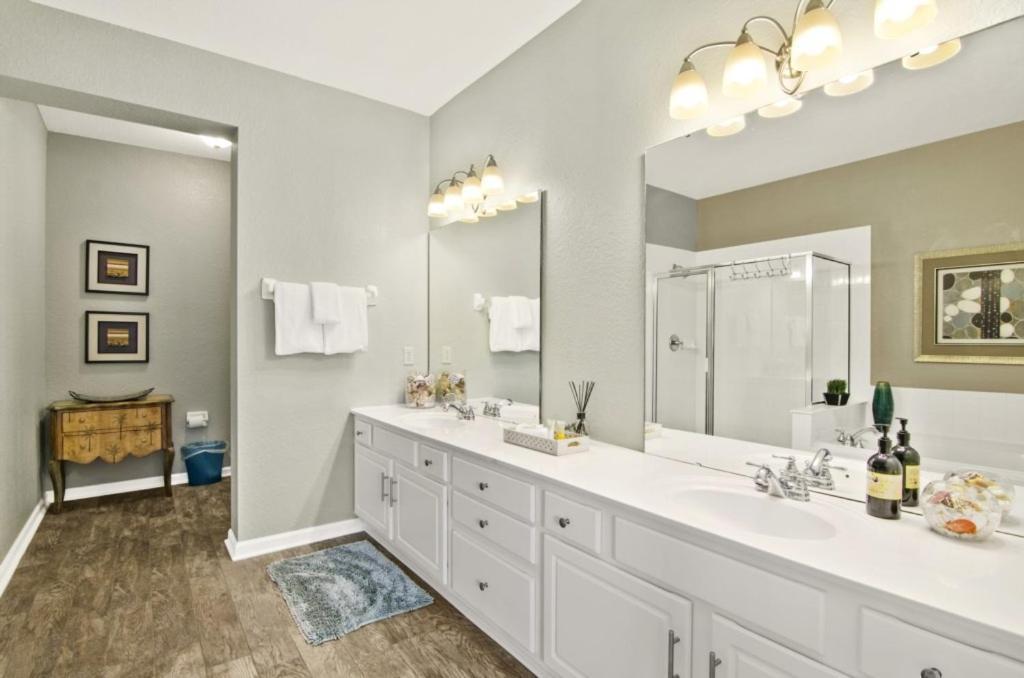 Vista Cay Luxury Secret