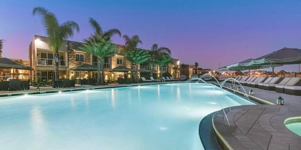 Holiday home Sophisticated 4 En W Private Hot Tub & Bb *