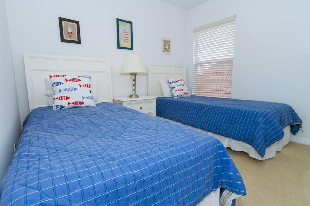 Family Home, Pool, Spa, Great View, Gated -321 Holiday home Orlando