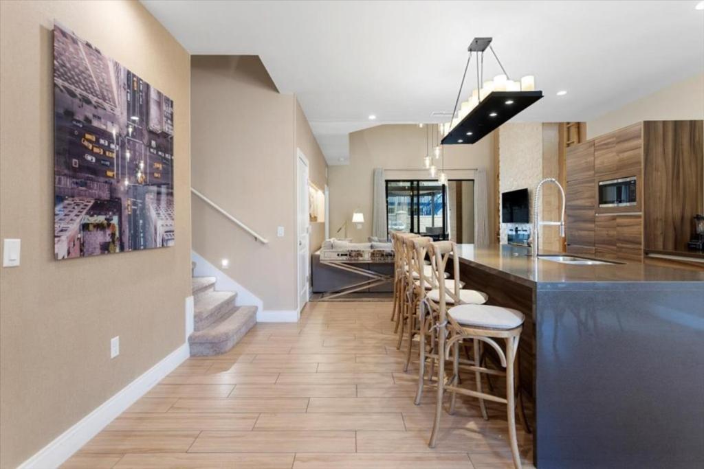 4 Bedrooms - 4,5 Bathrooms - Magic Village 7541 Bd Holiday home Orlando