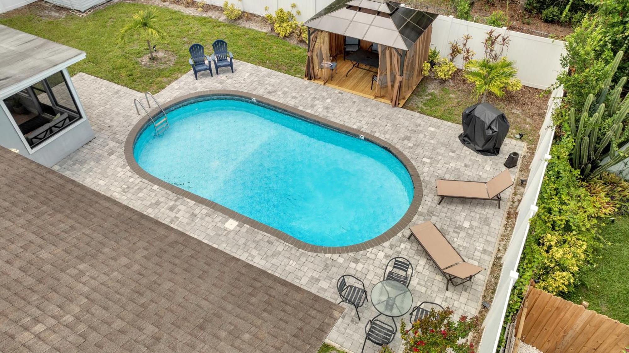 5br W Pool & Big Yard Near Universal Villa
