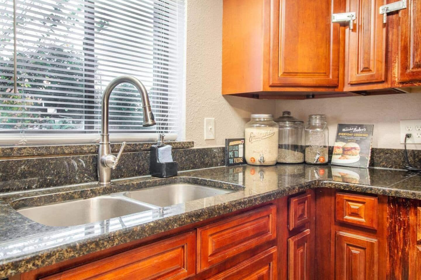 6br Urban Escape Pets Ok Fast Wi-fi * Orlando