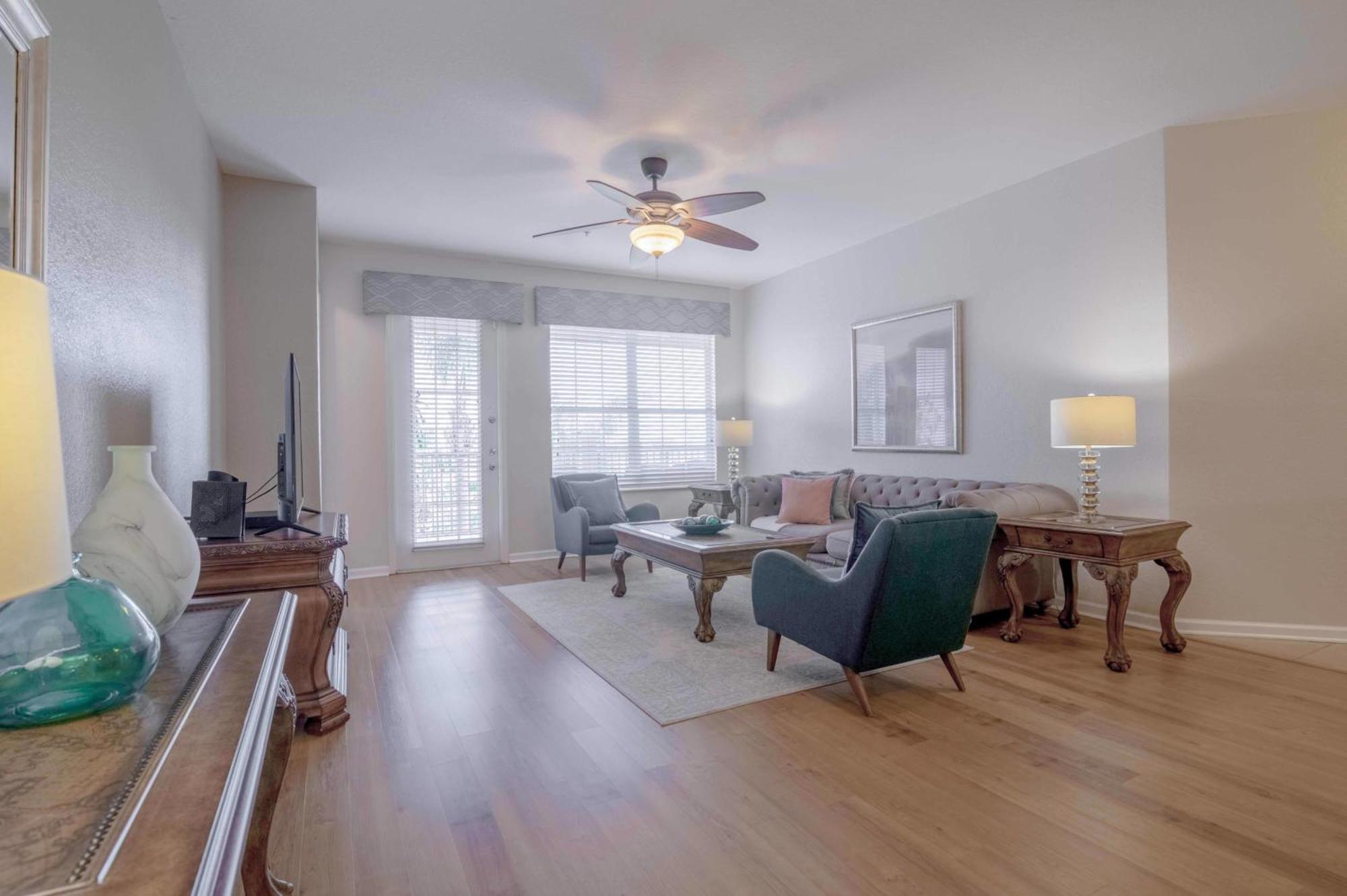 Beautiful Vista Cay View Classic Near To Theme Parks & Walk To The Convention Center * Kissimmee