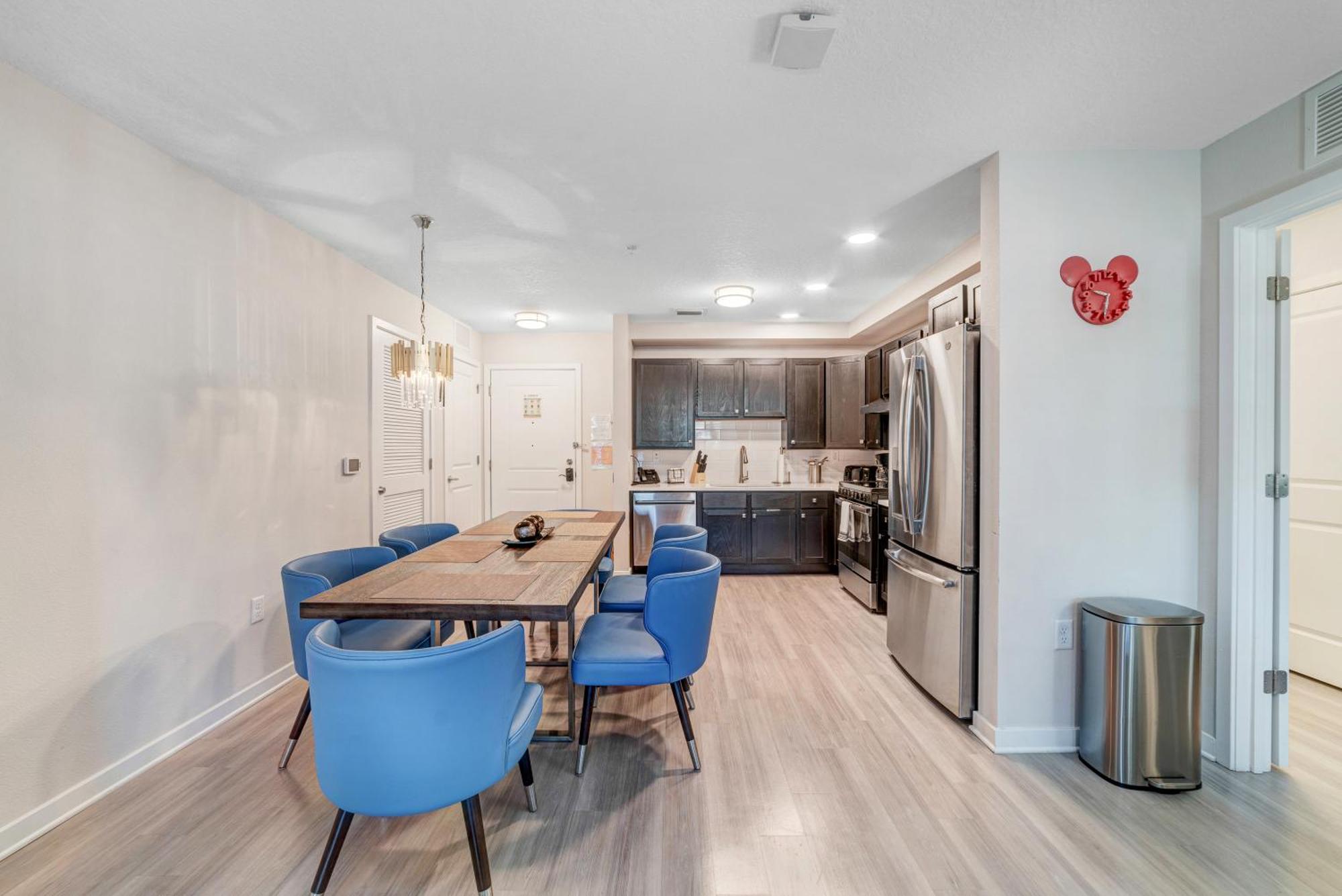 Modern 2br Near Icon Park, Convention Center And New Epic Universe Apartment *