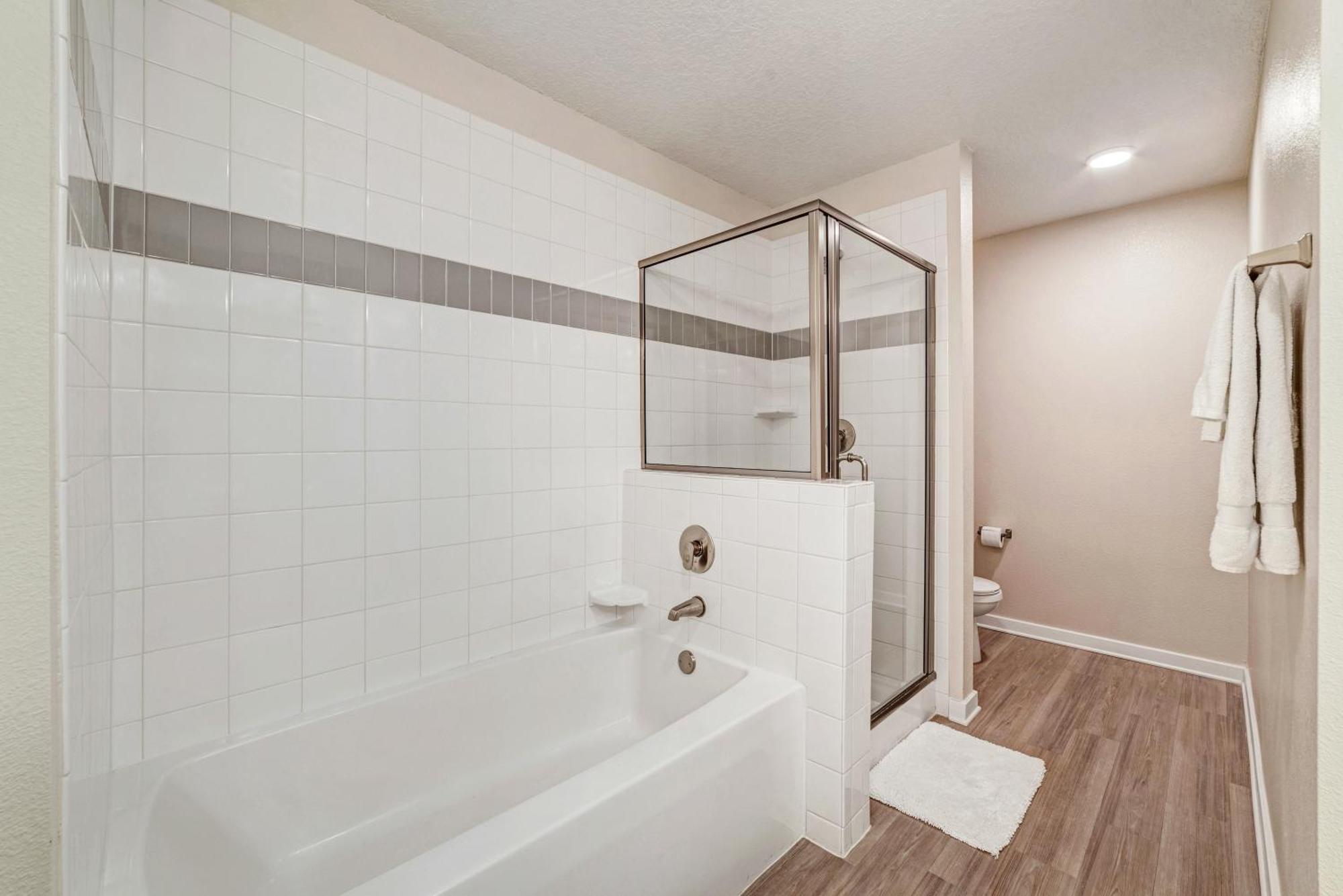 Apartment Modern 2br Near Icon Park, Convention Center And New Epic Universe