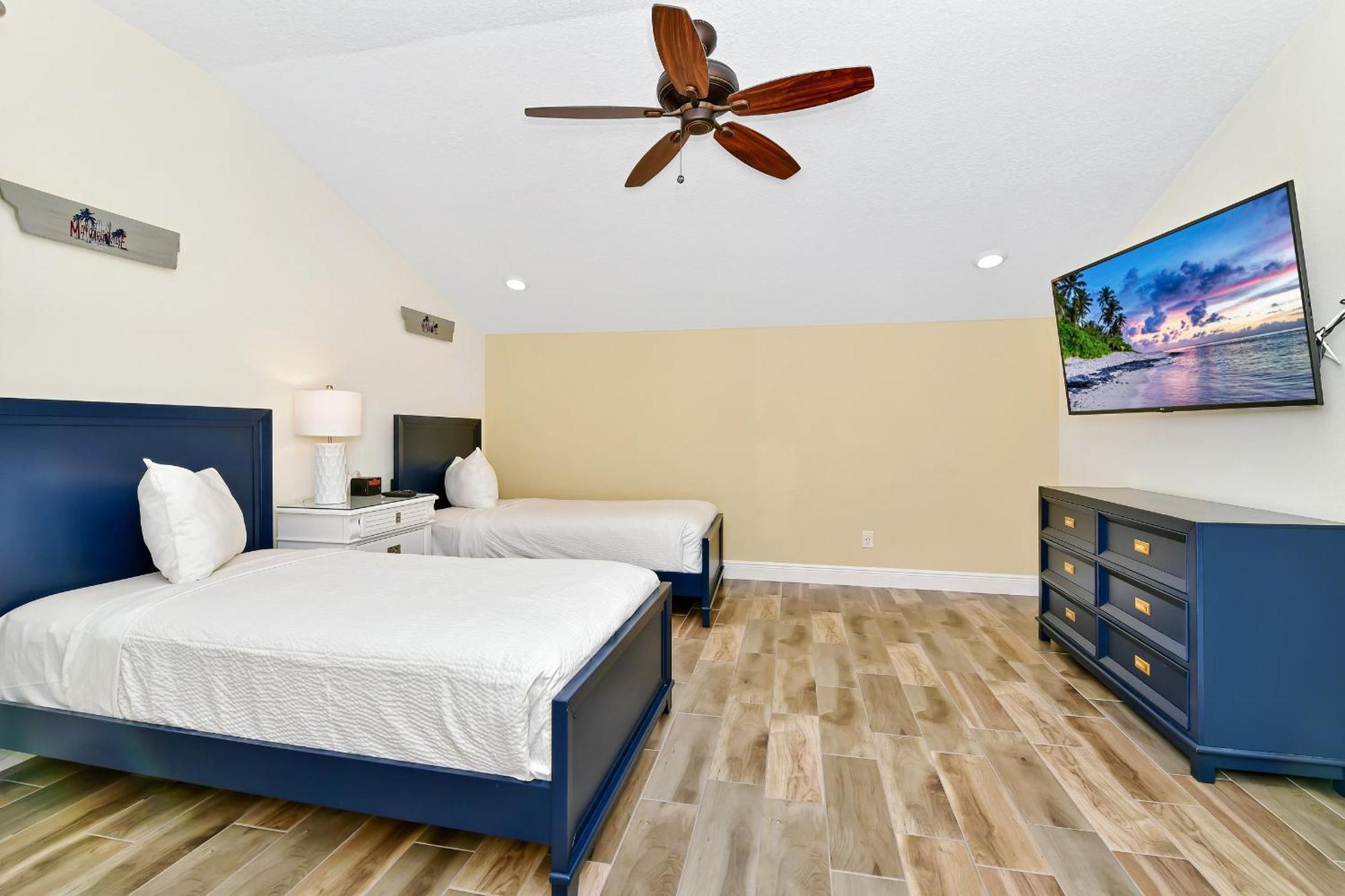 Holiday home Sunshine With Private Pool Near With Margaritaville Island H20 Access - 8165su Orlando
