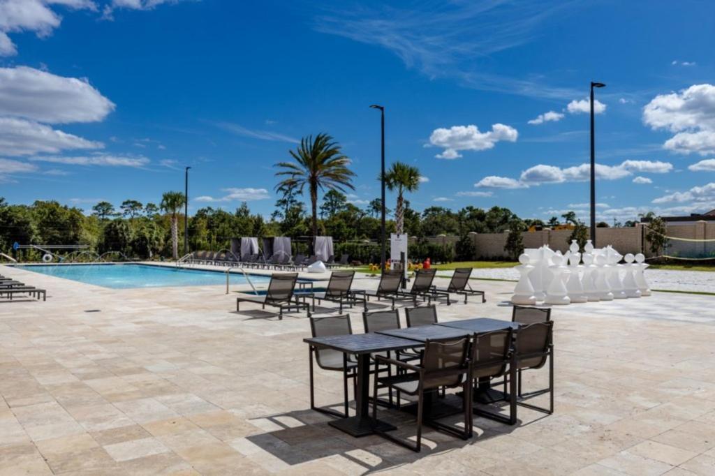 4 Bedrooms - 4,5 Bathrooms - Magic Village 7541 Bd * Orlando