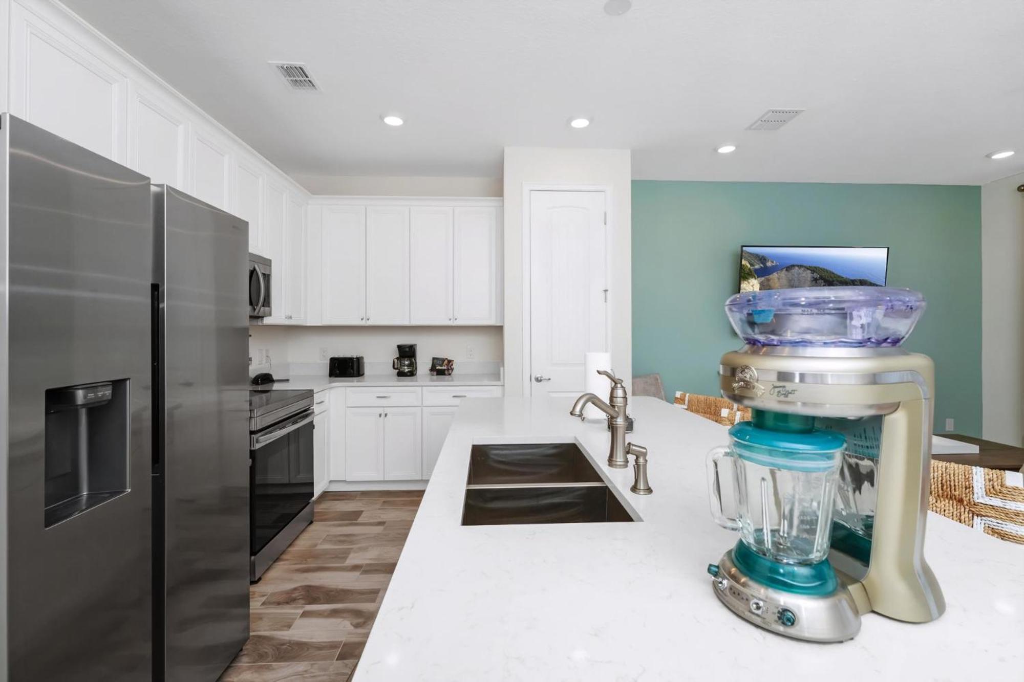 Charming Near With Margaritaville Island H20 Access - 8173su *