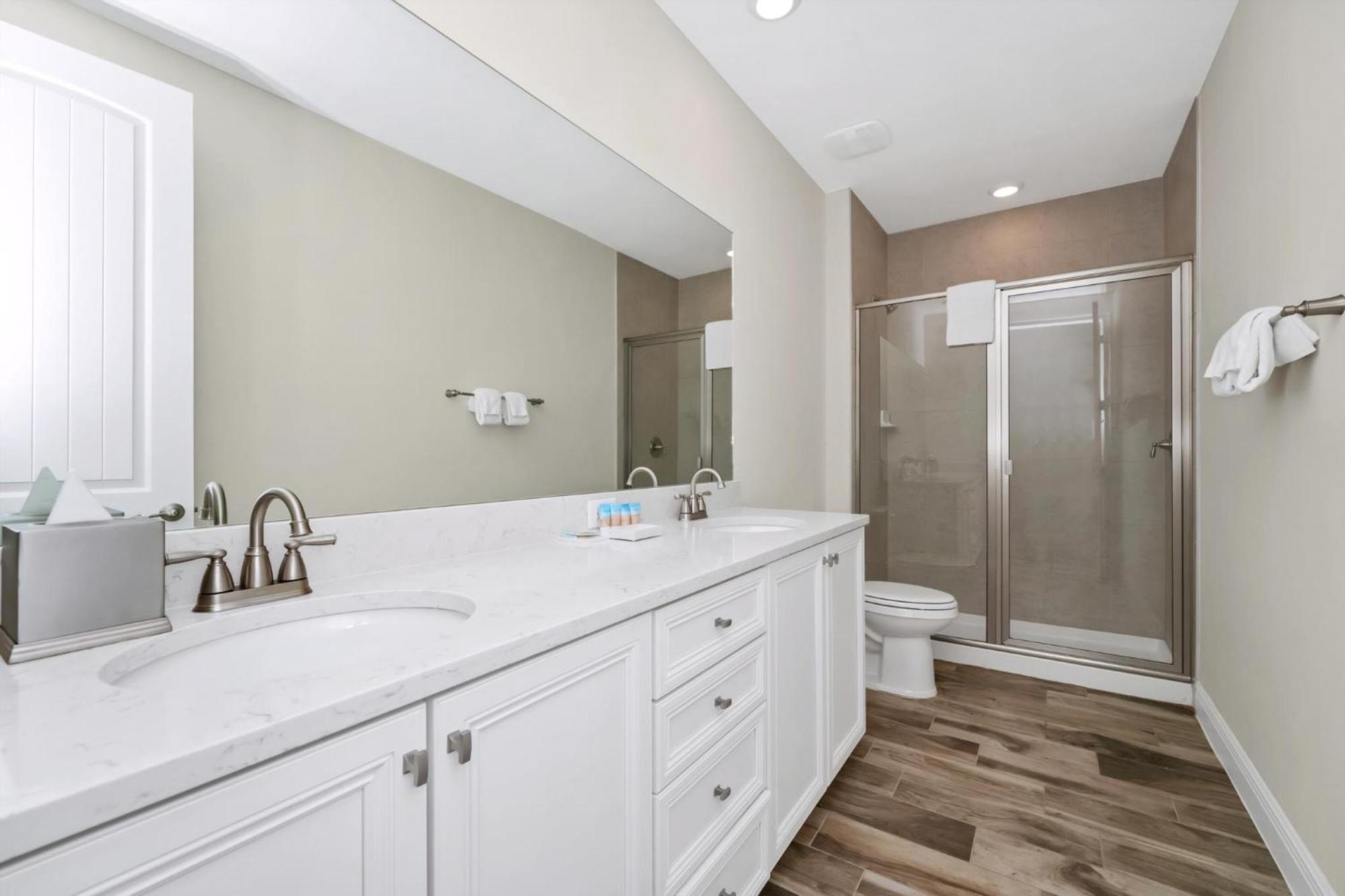 Charming Near With Margaritaville Island H20 Access - 8173su Villa