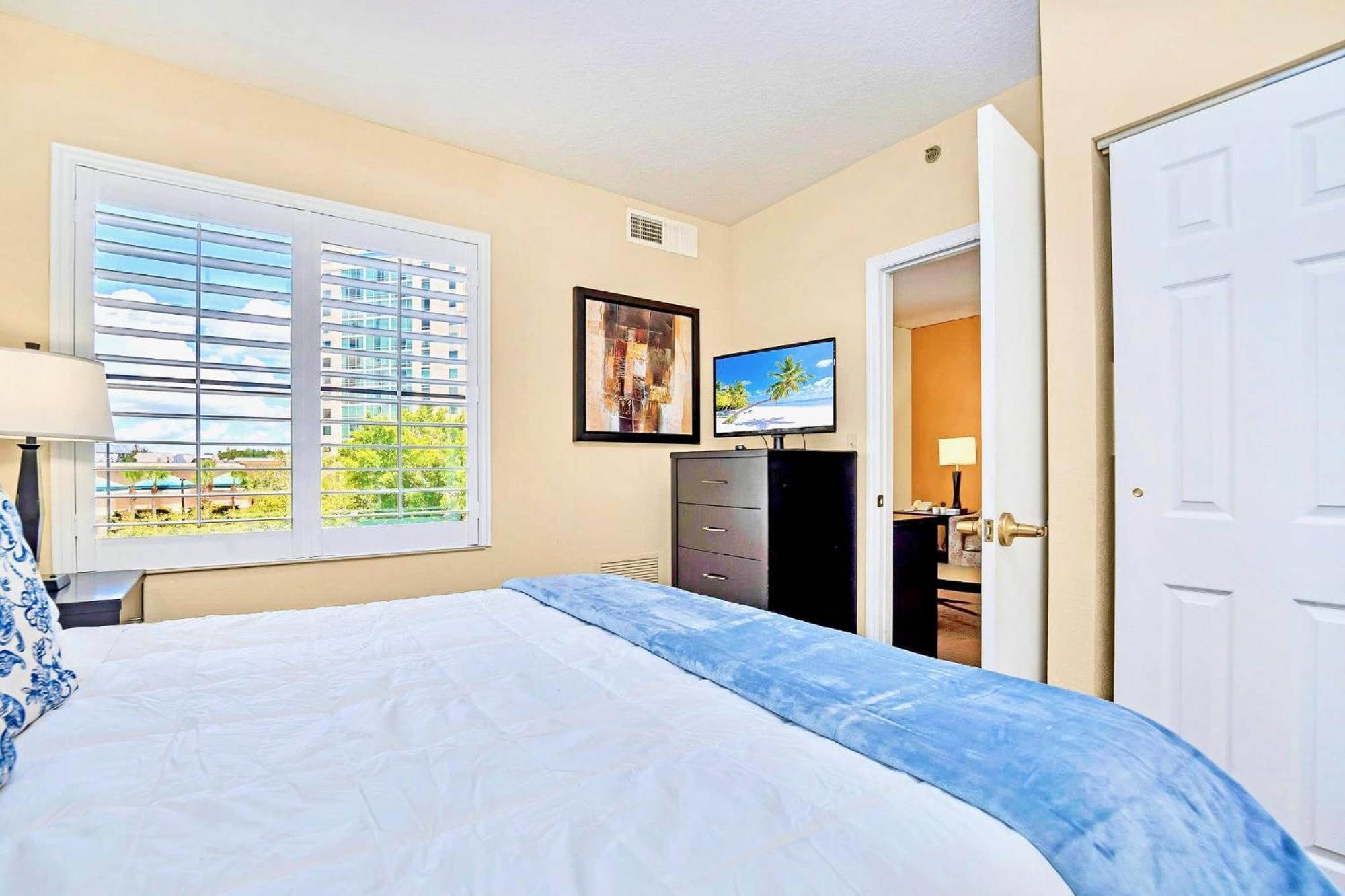 W Hot Tub Pool - Near Universal Apartment Orlando