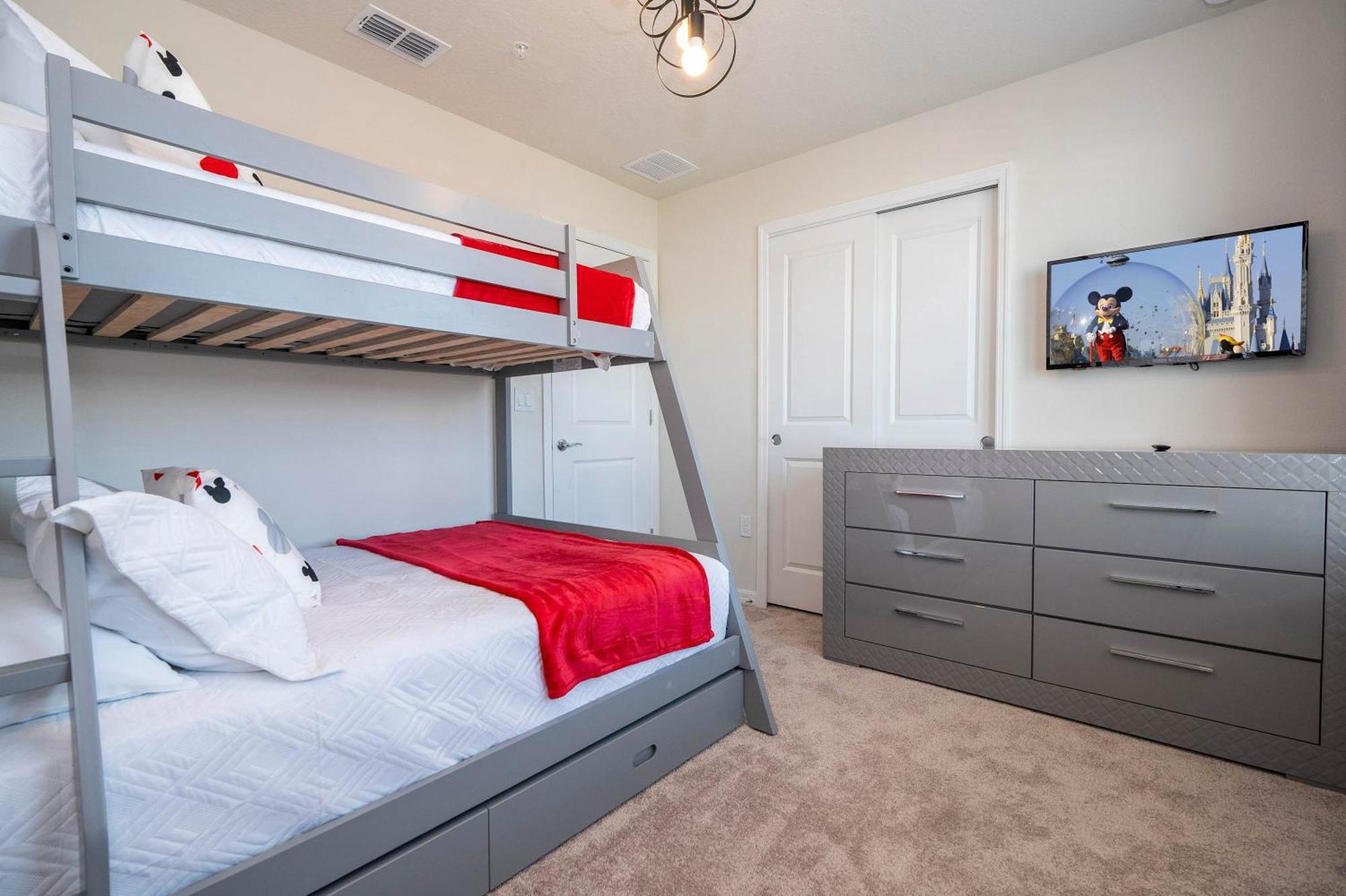 Luxury Private Pool & Themed Close To 1282 Orlando