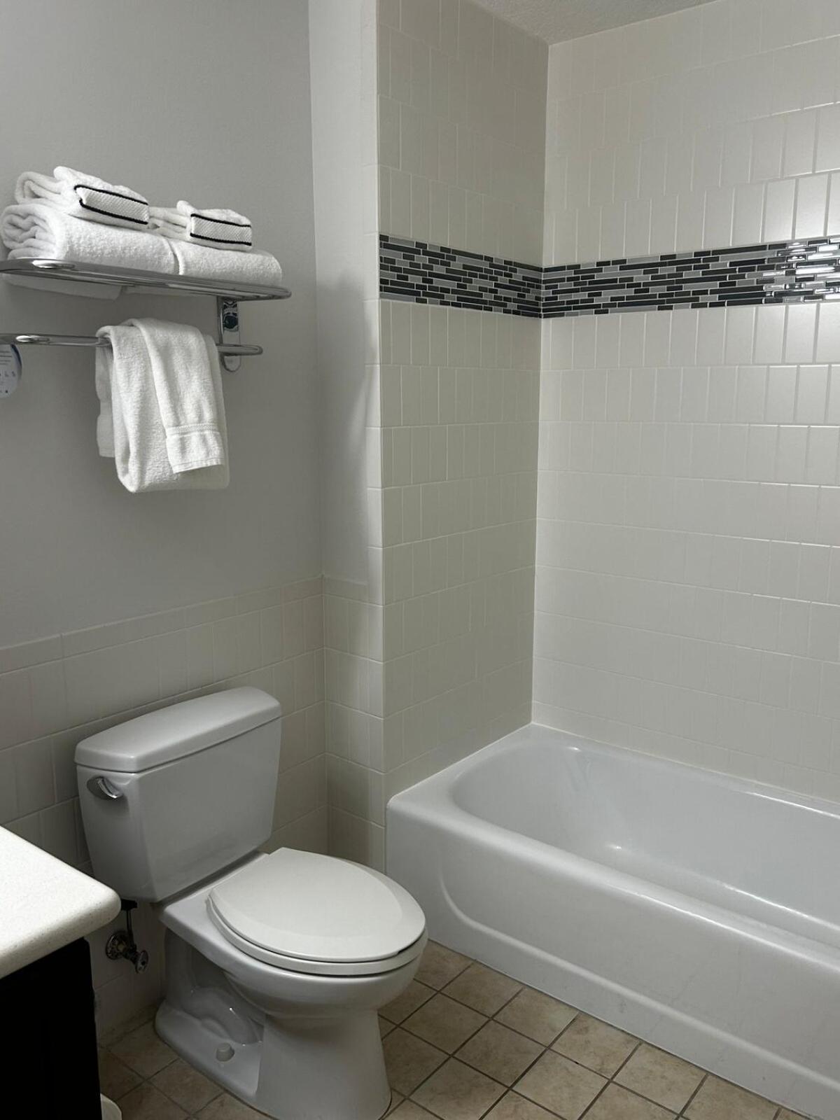 Apartment Stylish 2br Near Parks *