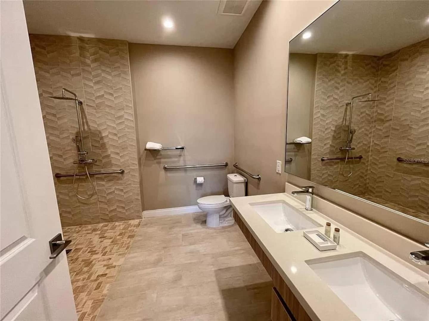 Holiday home Family W Bbq, 7 Min From Disney, Accessible *