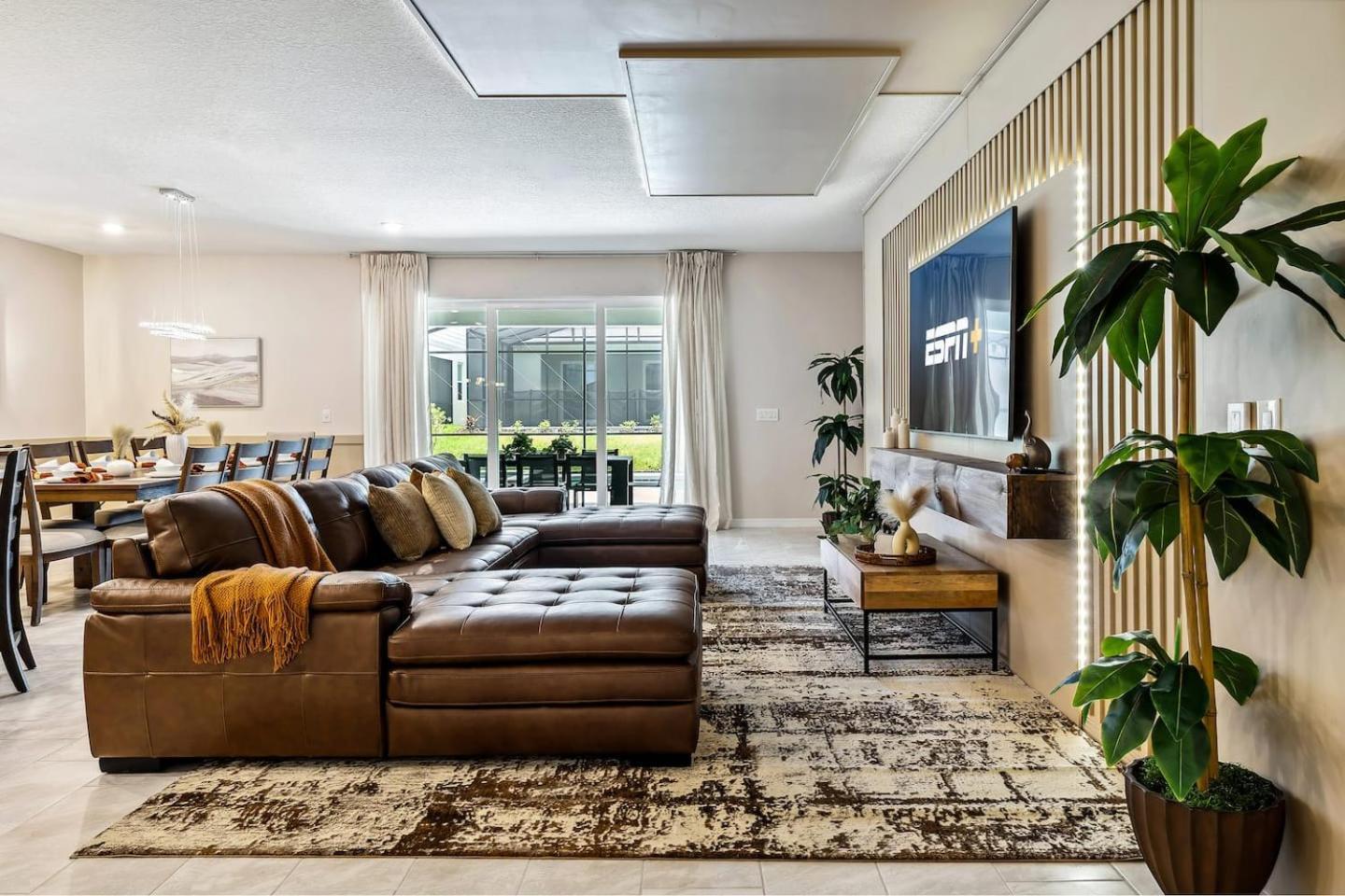 Holiday home Exquisite, Brand New 10br8ba For Up To 28 Guests Orlando