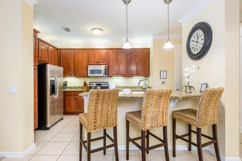 Gorgeous 3 Bed Lakeview, Vista Cay - 1010 Apartment Orlando