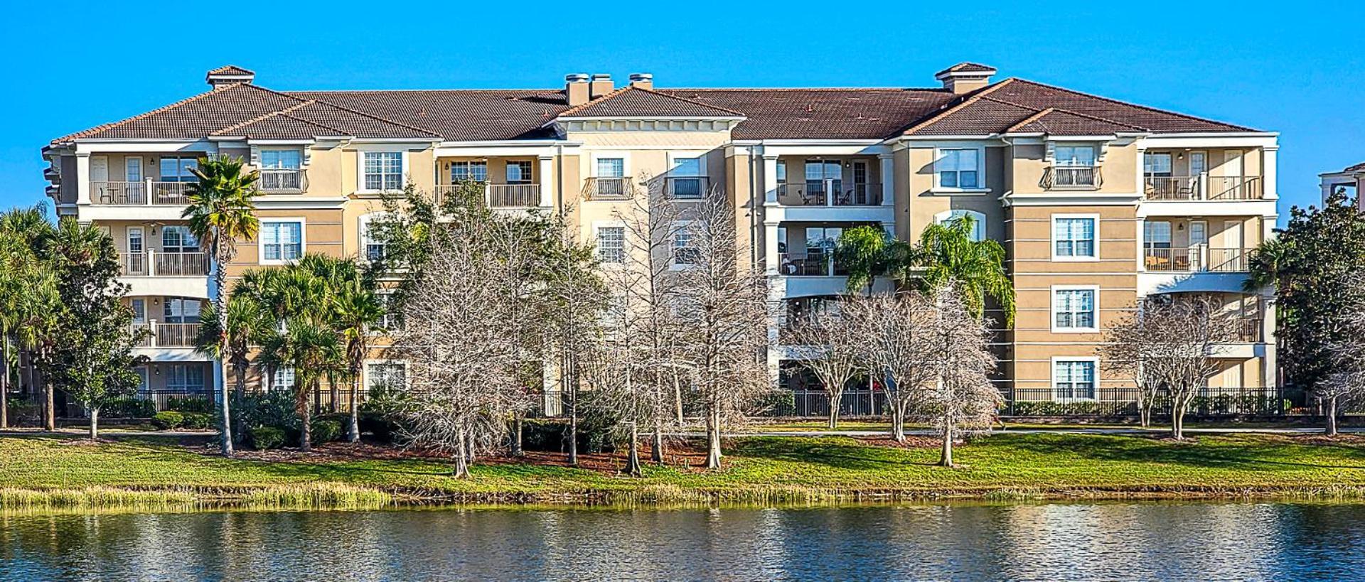 Gorgeous 3 Bed Lakeview, Vista Cay - 1010 Apartment Orlando