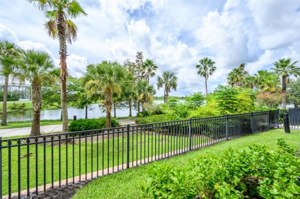 Epic Universe 4 Bedroom Plus, View Condo, Vista Cay-1008 Apartment Orlando