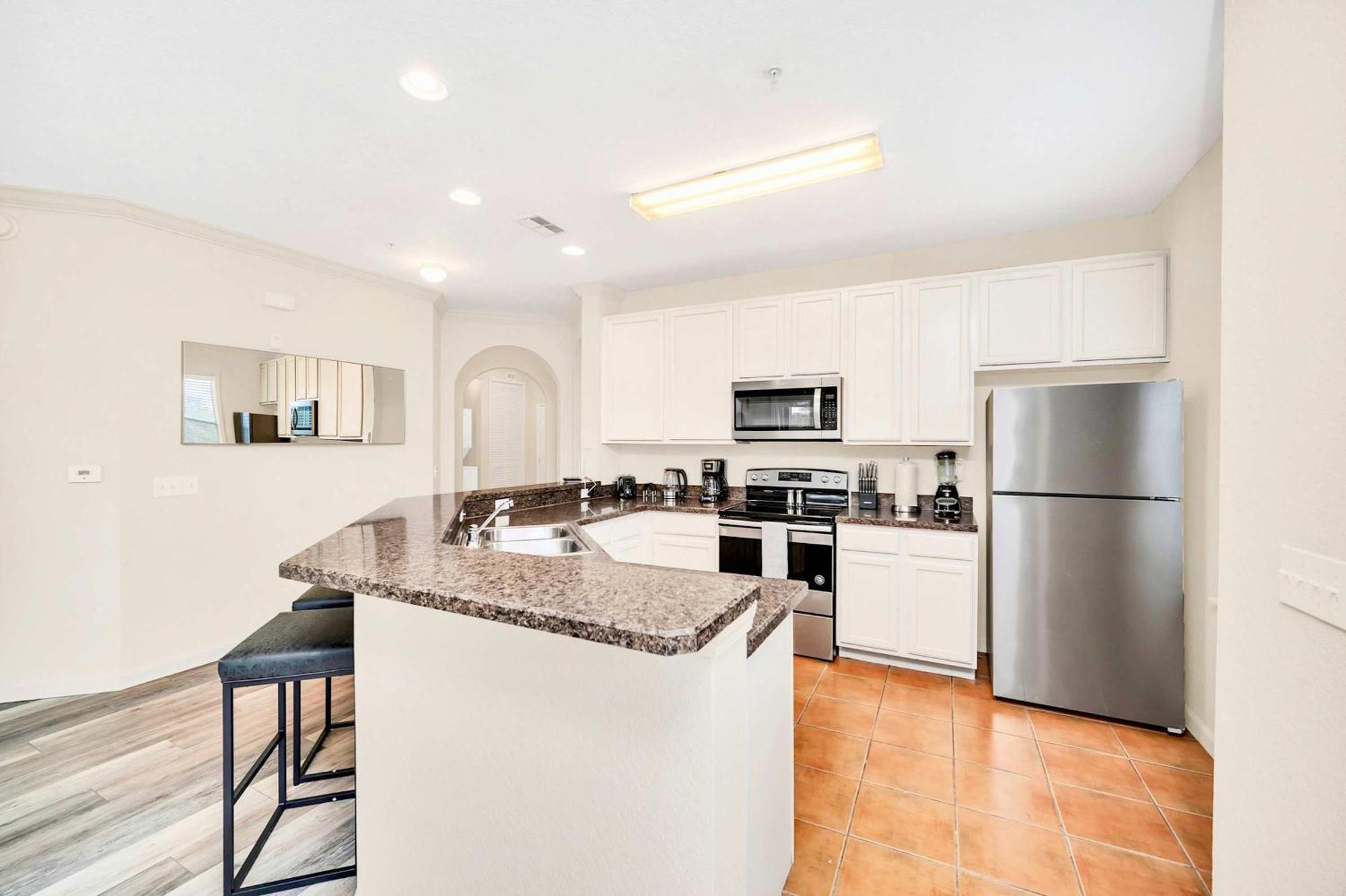 Holiday home Bright & Modern 2br With Pool & Hot Tub, Near Disney! *