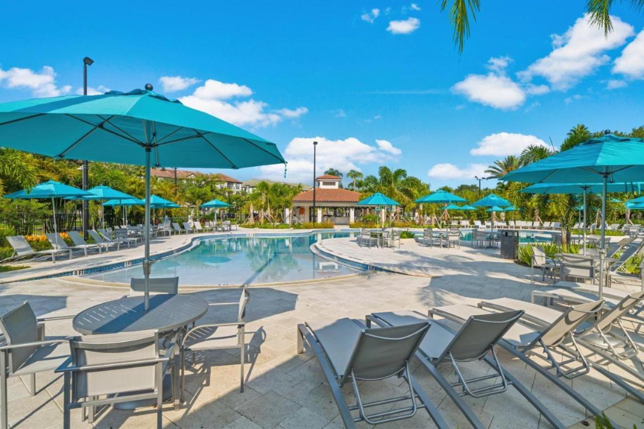 4840 One-of-a-kind Luxury 4 Bd At Vista Cay 107 *
