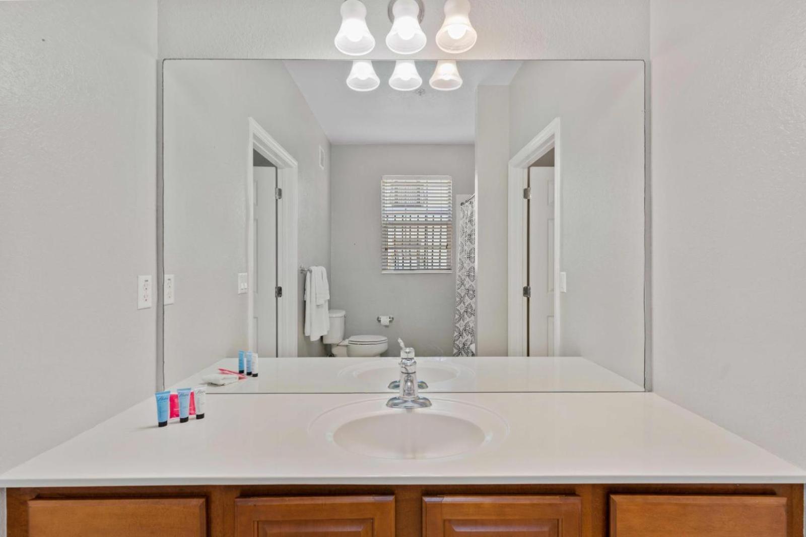 Apartment 4114 Away From At Vista Cay 306 Orlando