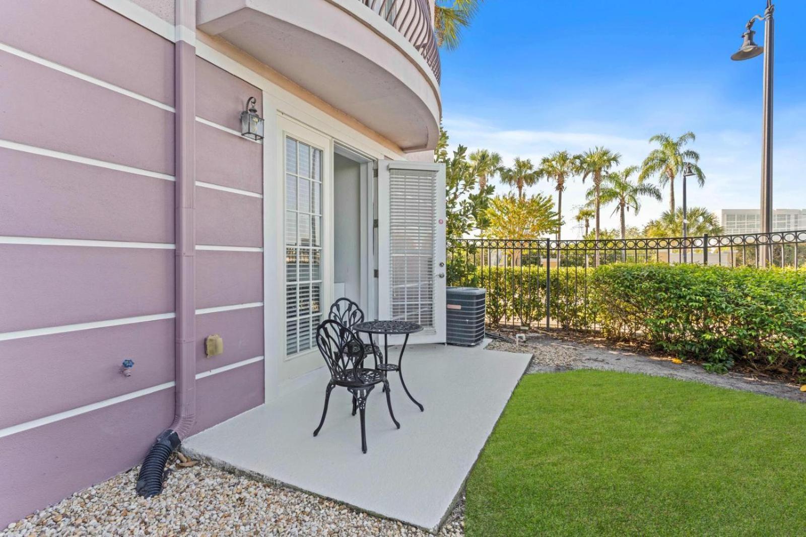 8036 Spacious Fresh 3br3.5ba At Vista Cay 133 * Orlando