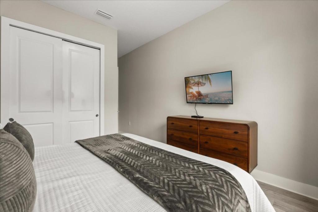 4 Bedrooms-4,5 Bathrooms-summerville 2652ss Holiday home Orlando