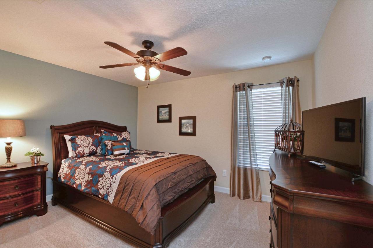 Paradise Palms-5 Bedrooms W/pool-3511pp Holiday home *
