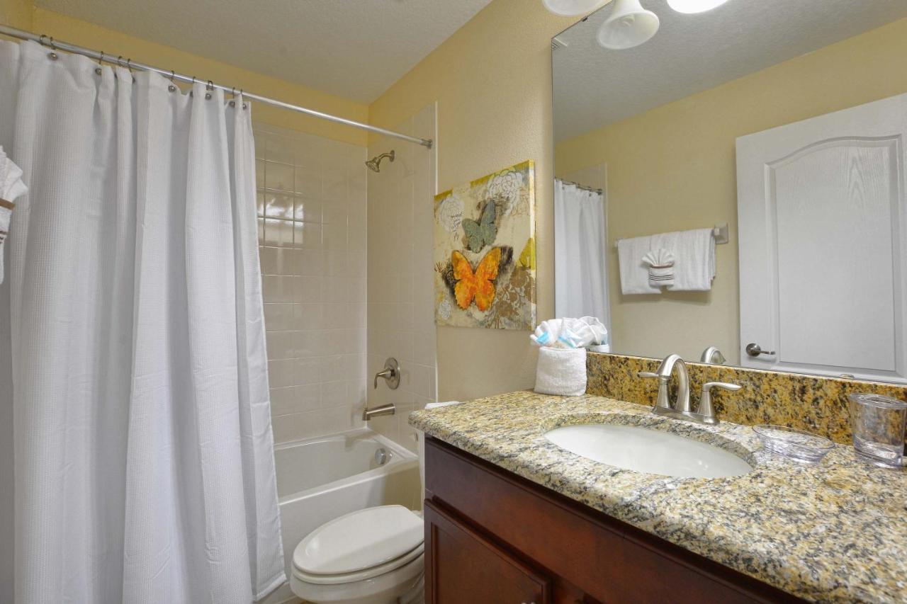 Paradise Palms-5 Bedrooms W/pool-3511pp Holiday home