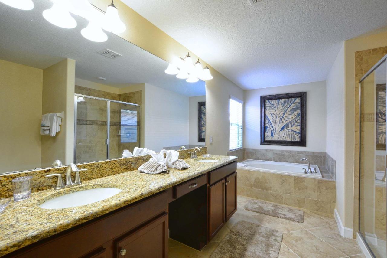 Holiday home Paradise Palms-5 Bedrooms W/pool-3511pp