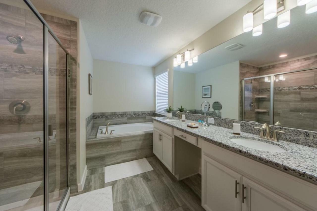 Storey - 4811 Kings * Orlando