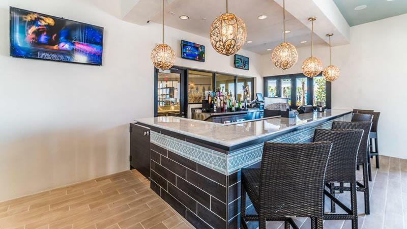 Windsor At Westside Luxury Pool Home *