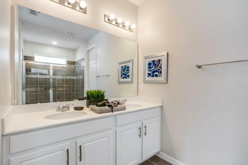 1810cvt Solara 9 Bedroom 6 Bathroom Villa Orlando