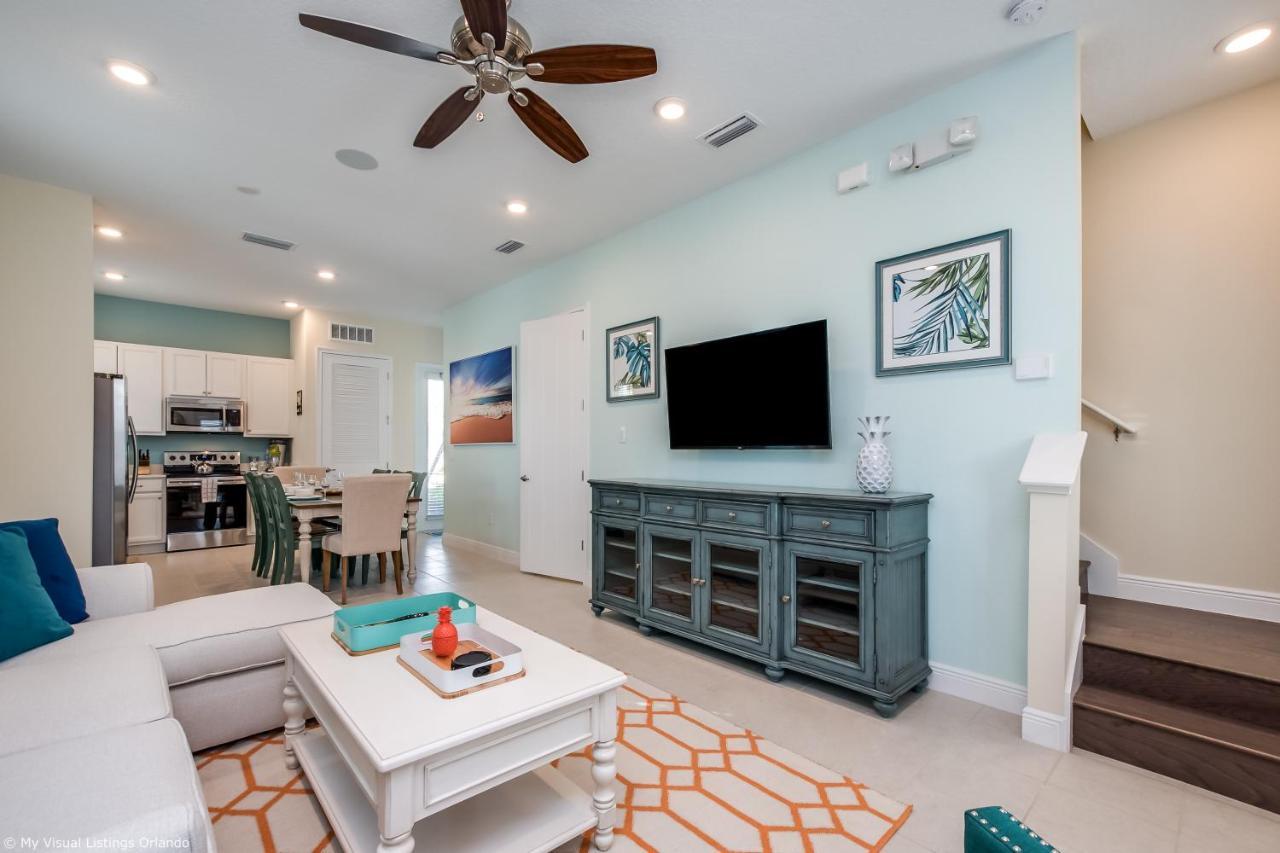 8049 Dreamsicle Drive *