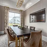 Private Full King Bed Apt Pets Allowed Top Amenities Near Parks