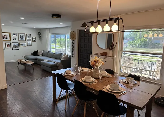 Family Fun 3-Bedroom House With Gym, Games, Toys, Outdoor Hangout And Coffee