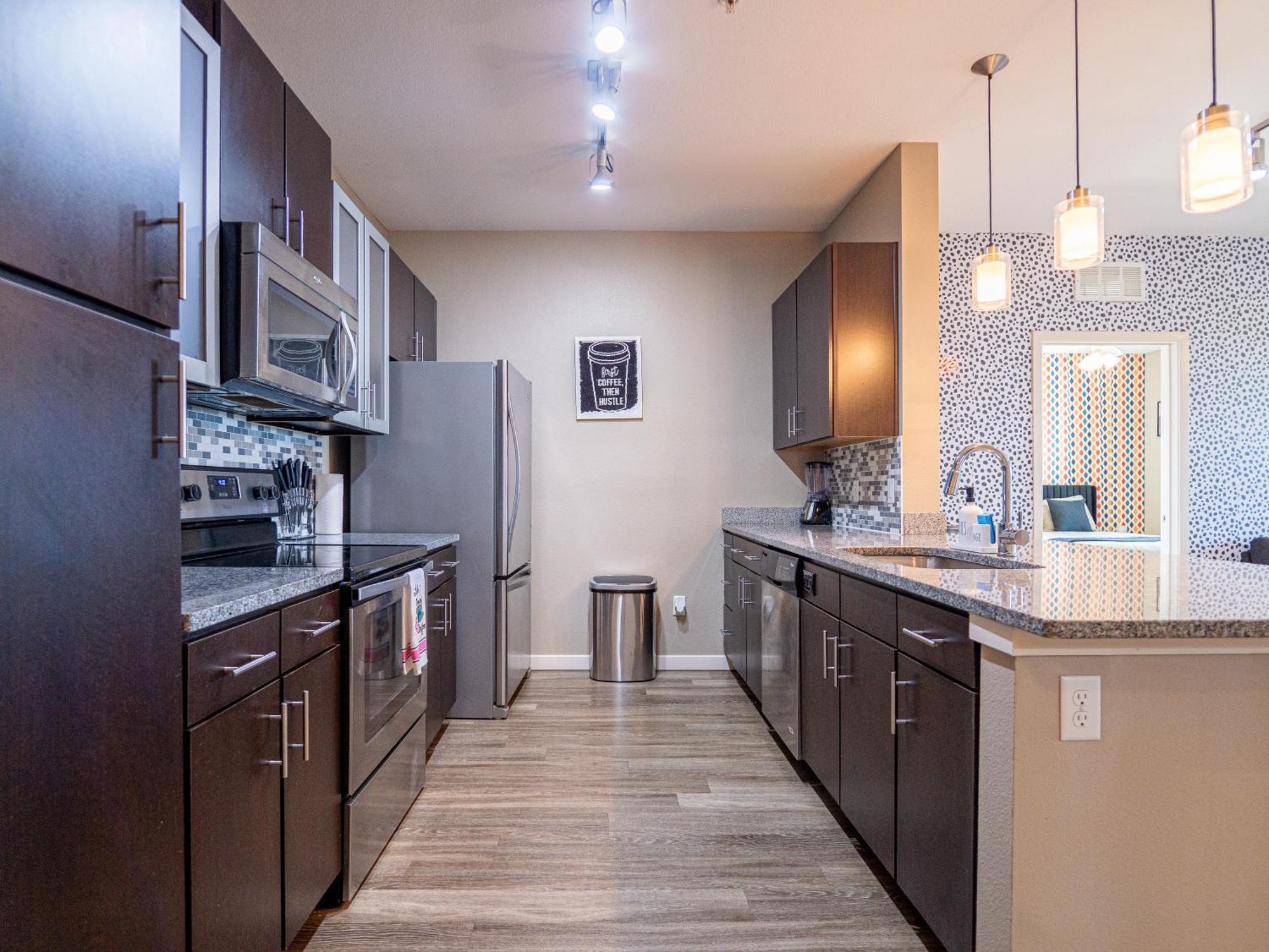 Chic Spacious 2ba 2br With Views Of Pool Apartment Orlando