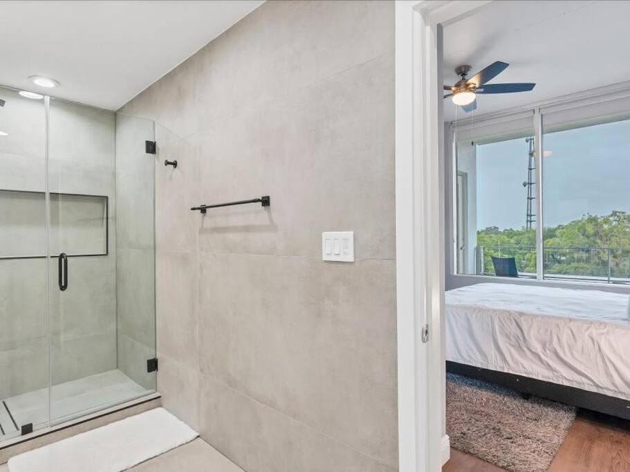 Apartment Luxury 1260sq Ft 2 Bd 2bth In Dt *
